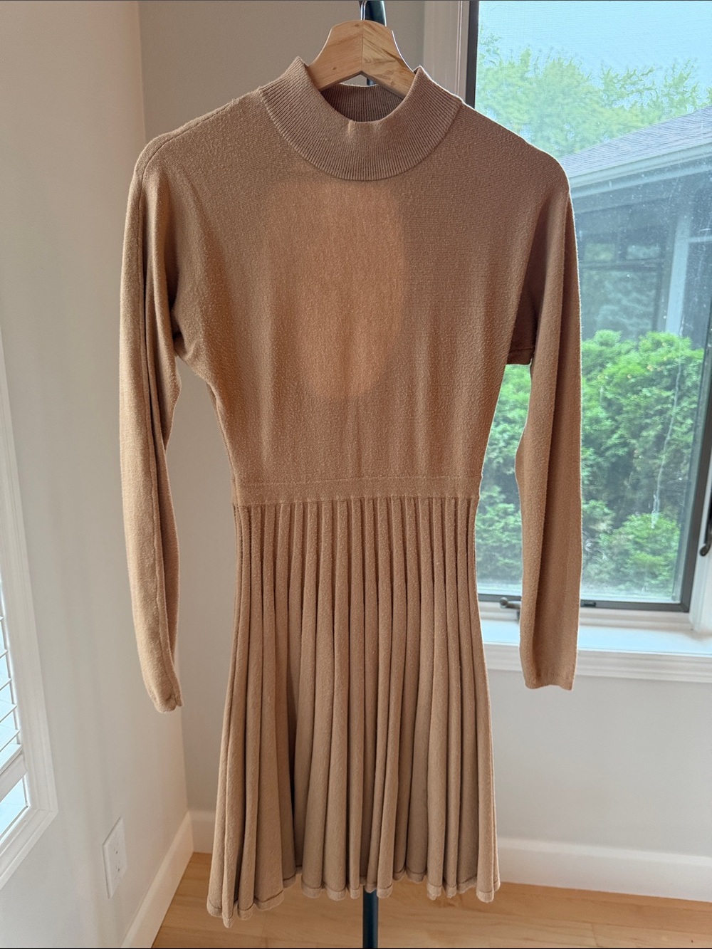 Express Camel Long Sleeve Pleated Knit Open-back Dress